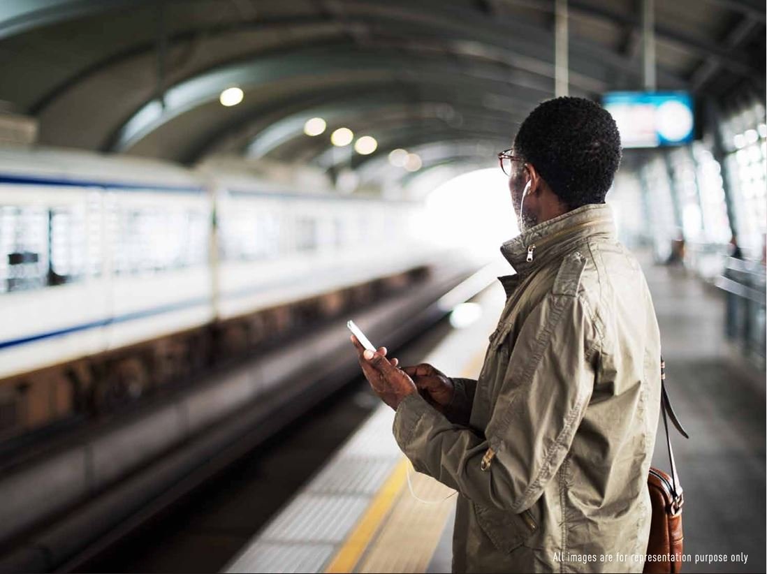 Excellent Convenience and Connectivity – Esquina Near Lokhandwala Andheri West